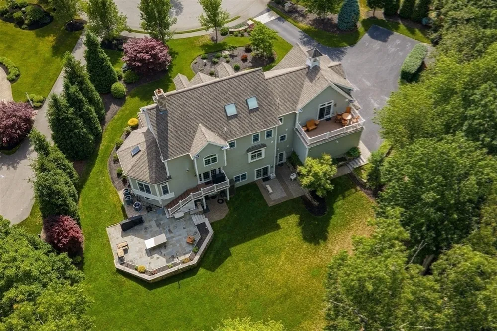 42 BARD ROCK LANE, Hanover, MA 02339