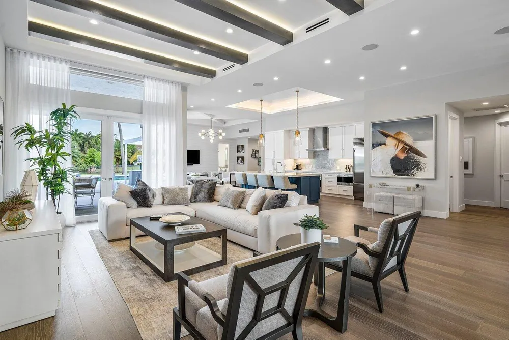 8331 Sawpine Rd, Delray Beach, FL 33446