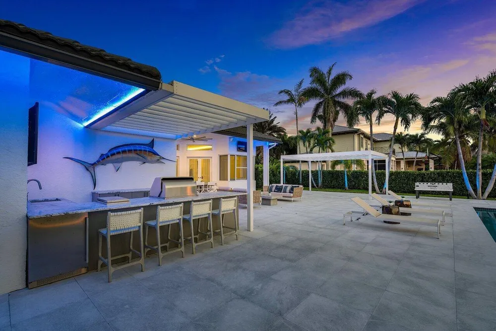 8331 Sawpine Rd, Delray Beach, FL 33446