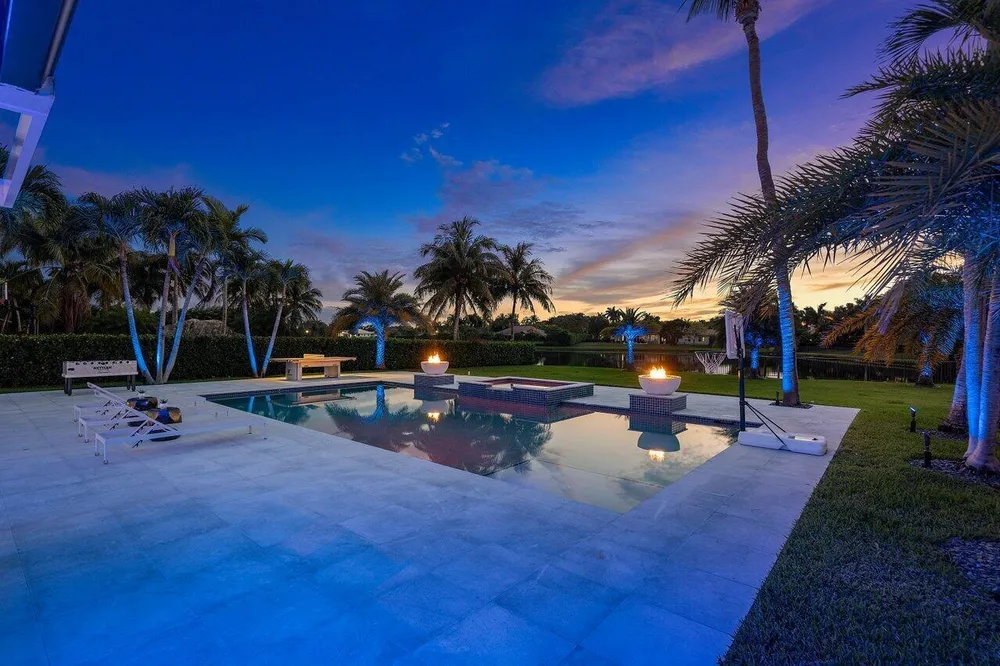 8331 Sawpine Rd, Delray Beach, FL 33446