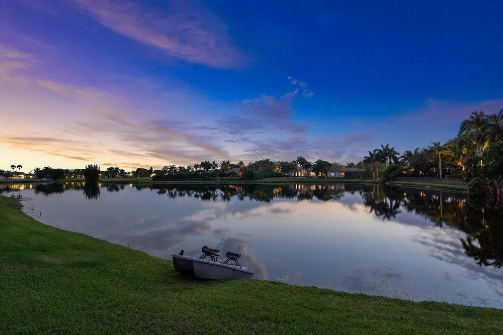 8331 Sawpine Rd, Delray Beach, FL 33446