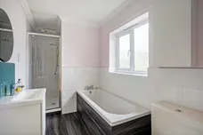 Oaklands, Cirencester, GL7 photo 16