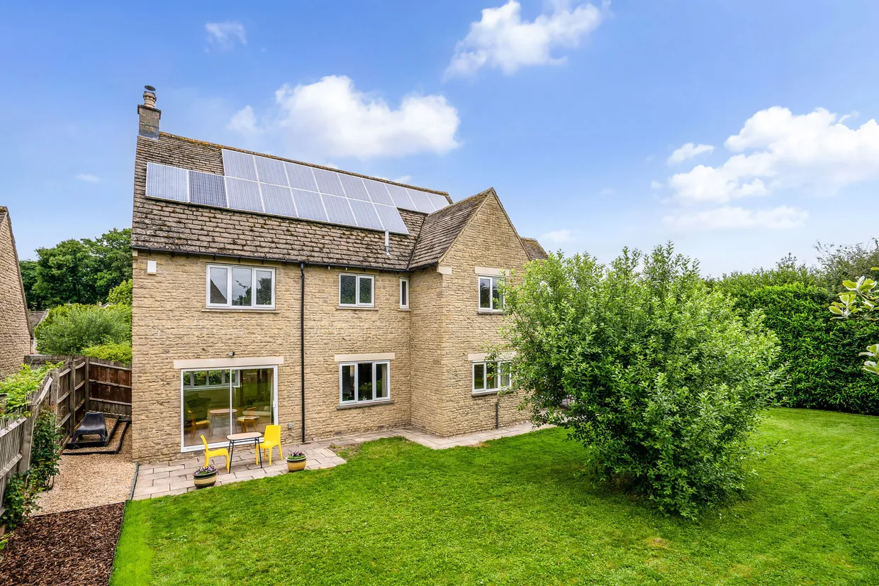 Oaklands, Cirencester, GL7 photo 18