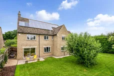 Oaklands, Cirencester, GL7 photo 18
