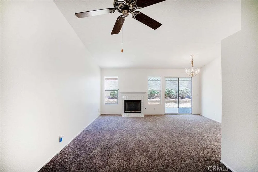 2220 Glenwood Ave, Hemet, CA 92545