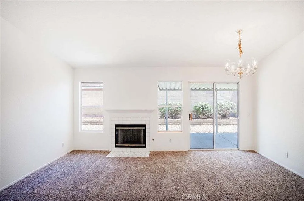 2220 Glenwood Ave, Hemet, CA 92545