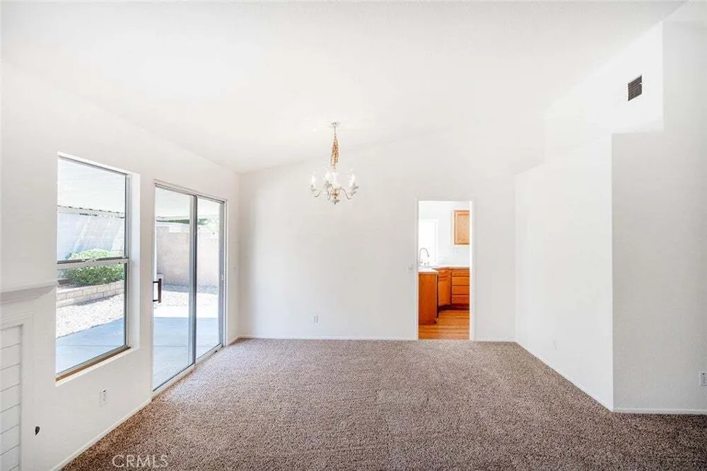 2220 Glenwood Ave, Hemet, CA 92545