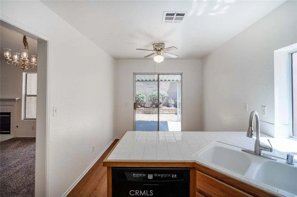 2220 Glenwood Ave, Hemet, CA 92545