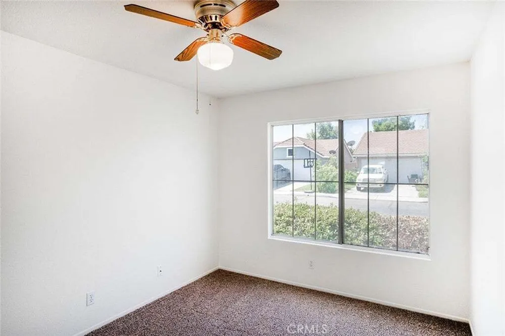 2220 Glenwood Ave, Hemet, CA 92545