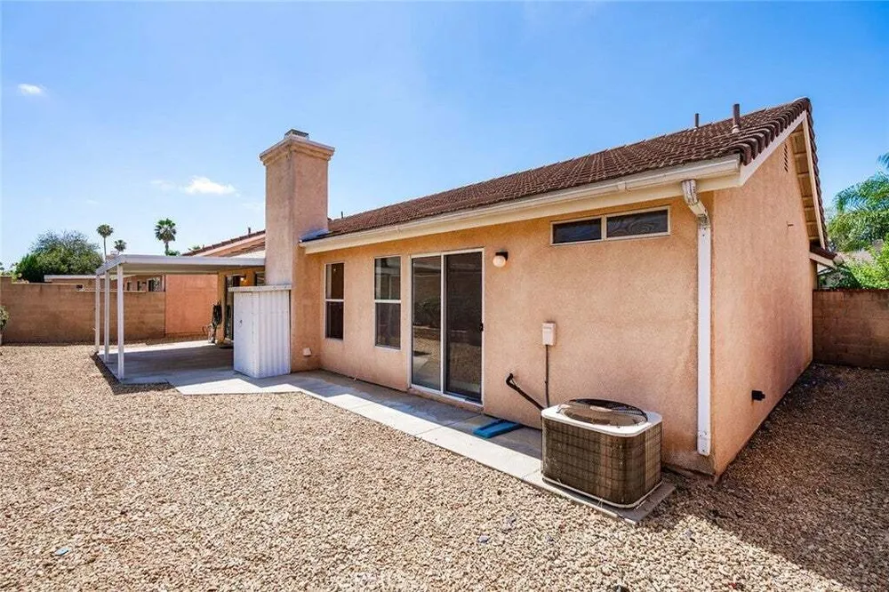 2220 Glenwood Ave, Hemet, CA 92545