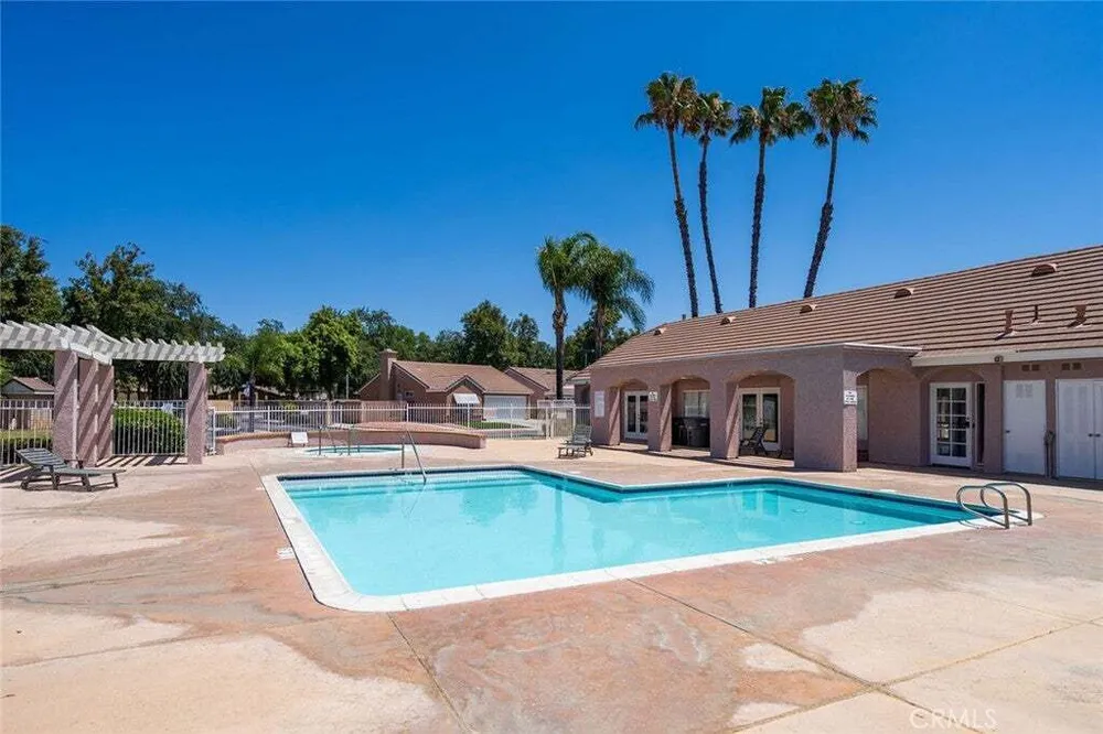 2220 Glenwood Ave, Hemet, CA 92545
