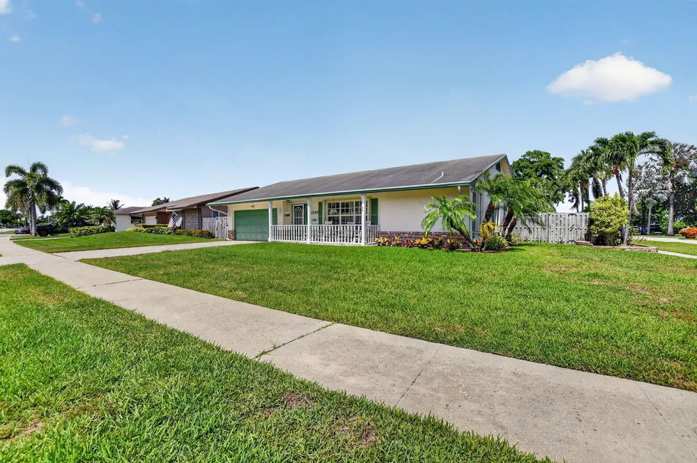 1345 SW 28th Ave, Deerfield Beach, FL 33442