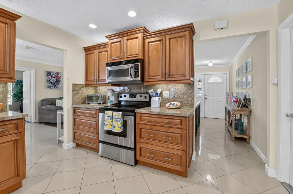 1345 SW 28th Ave, Deerfield Beach, FL 33442