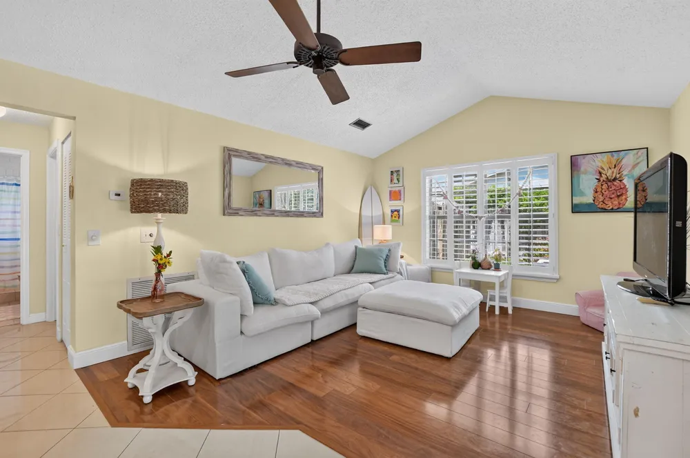 1345 SW 28th Ave, Deerfield Beach, FL 33442