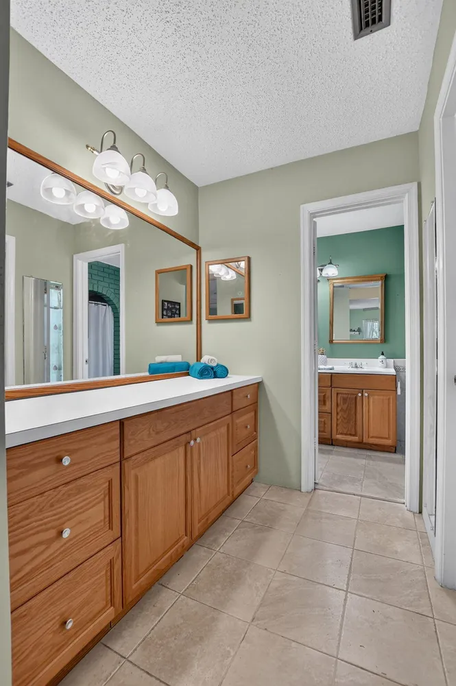 1345 SW 28th Ave, Deerfield Beach, FL 33442