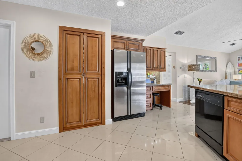 1345 SW 28th Ave, Deerfield Beach, FL 33442