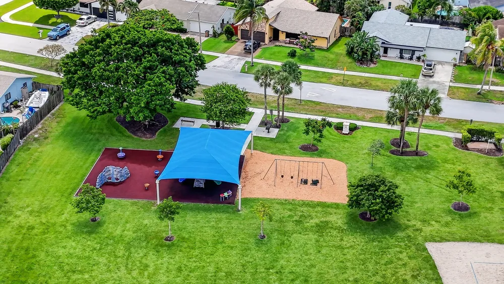 1345 SW 28th Ave, Deerfield Beach, FL 33442