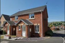 Ffordd Y Dolau, Llanharan, PONTYCLUN