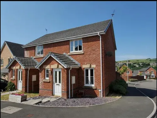 Ffordd Y Dolau, Llanharan, PONTYCLUNphoto