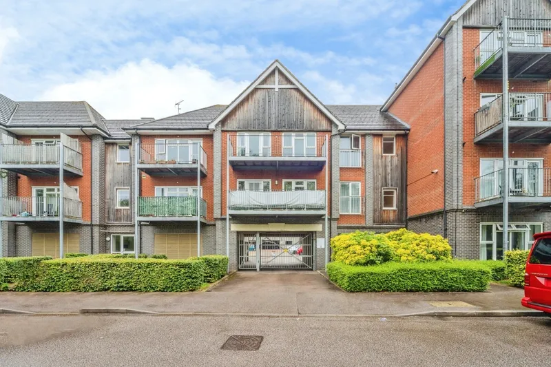Millward Drive, Milton Keynes, Buckinghamshire, MK2
