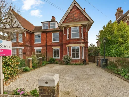 Ersham Road, Hailshamphoto