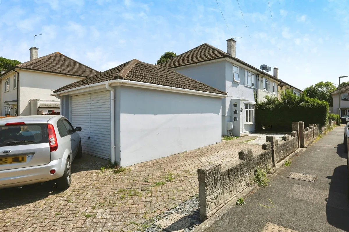 Beauchamp Avenue, Gosport