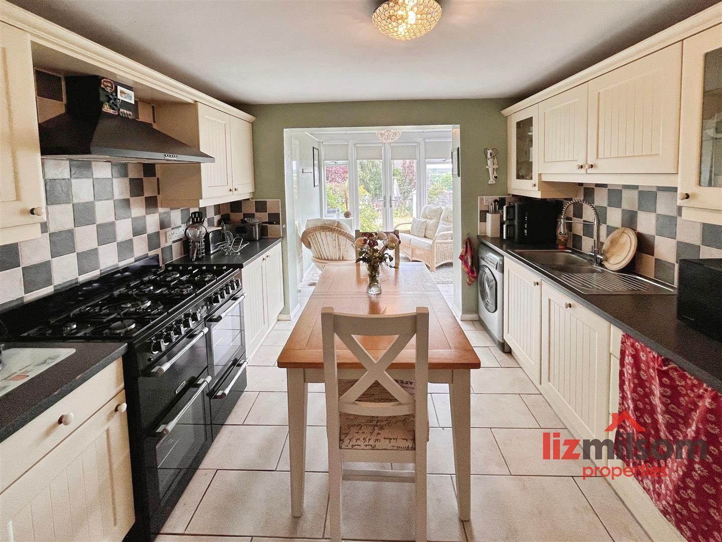 Winchester Drive, Midway, Swadlincote Image 2