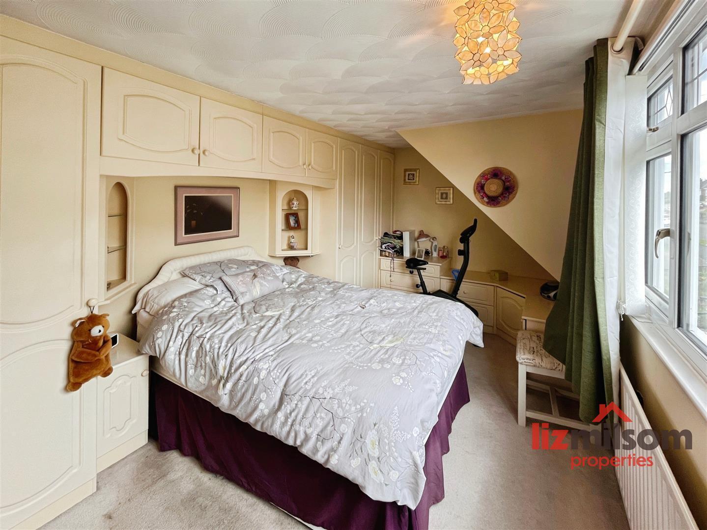 Winchester Drive, Midway, Swadlincote Image 10