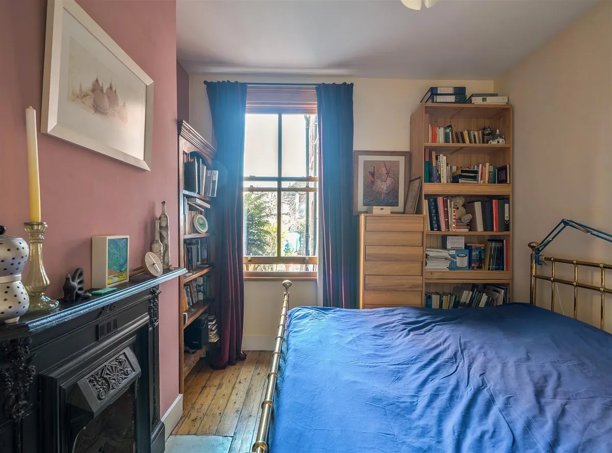 Litchfield Gardens NW10