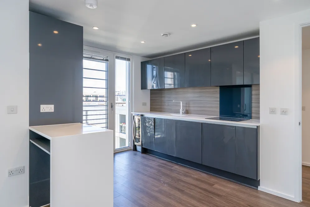 Buckhold Road, London, SW18 photo 3