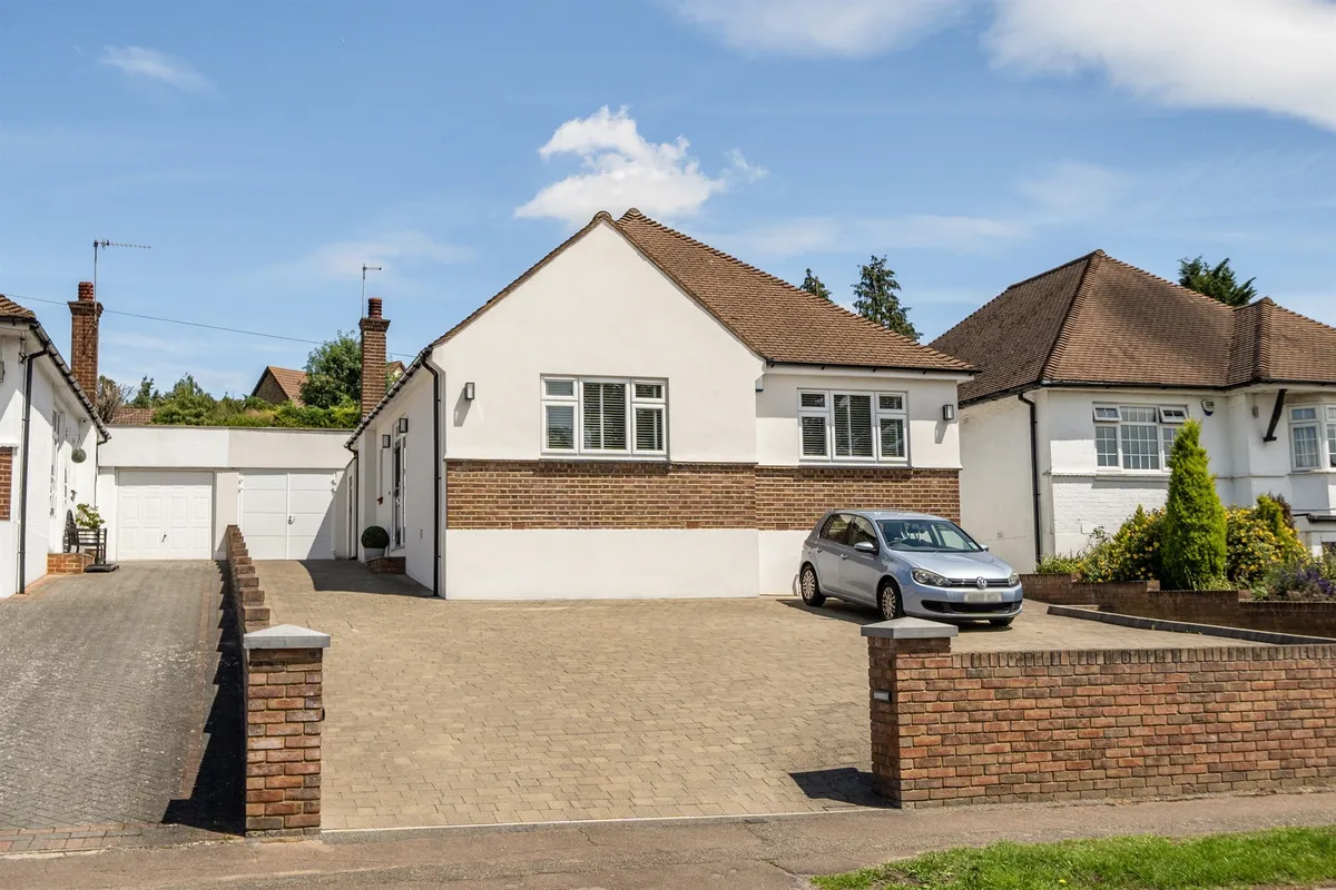 Old Park View, Enfield