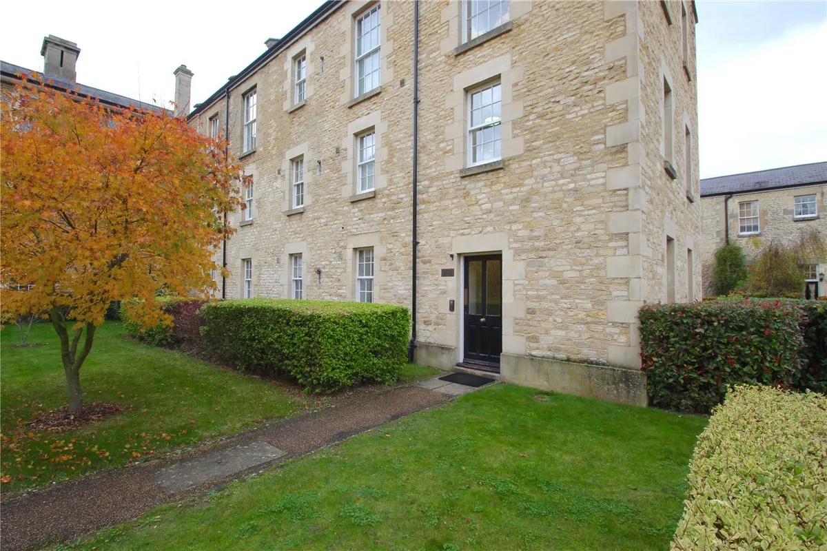 St Georges Manor, Mandelbrote Drive, Littlemore, Oxford, OX4