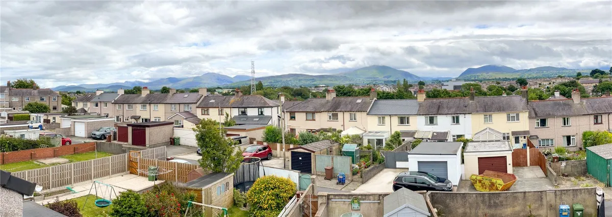 Bron Y Garth, Caernarfon, Gwynedd, LL55