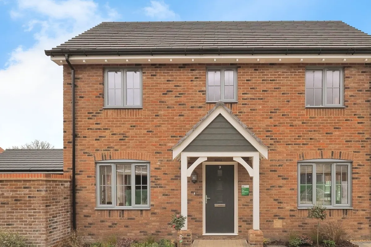 Edmondsham Road, Verwood