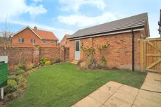 Edmondsham Road, Verwood