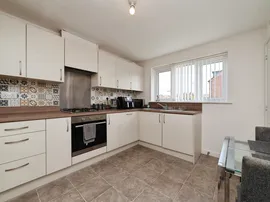 Kedrum Road, Hull thumb 2