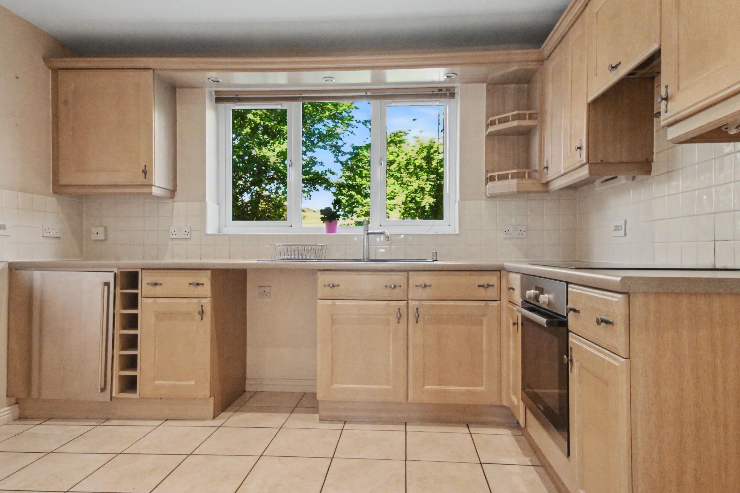 Oyster Close, Burton-On-Trent Image 10