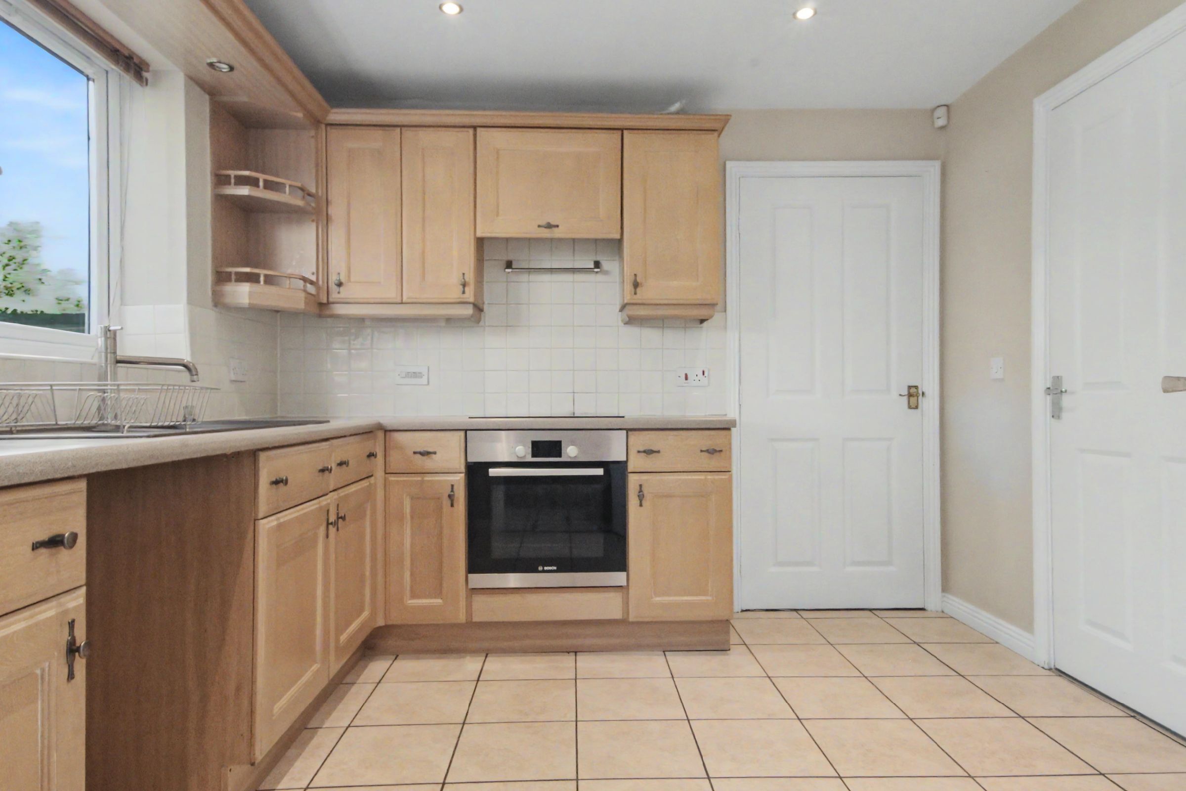 Oyster Close, Burton-On-Trent Image 12