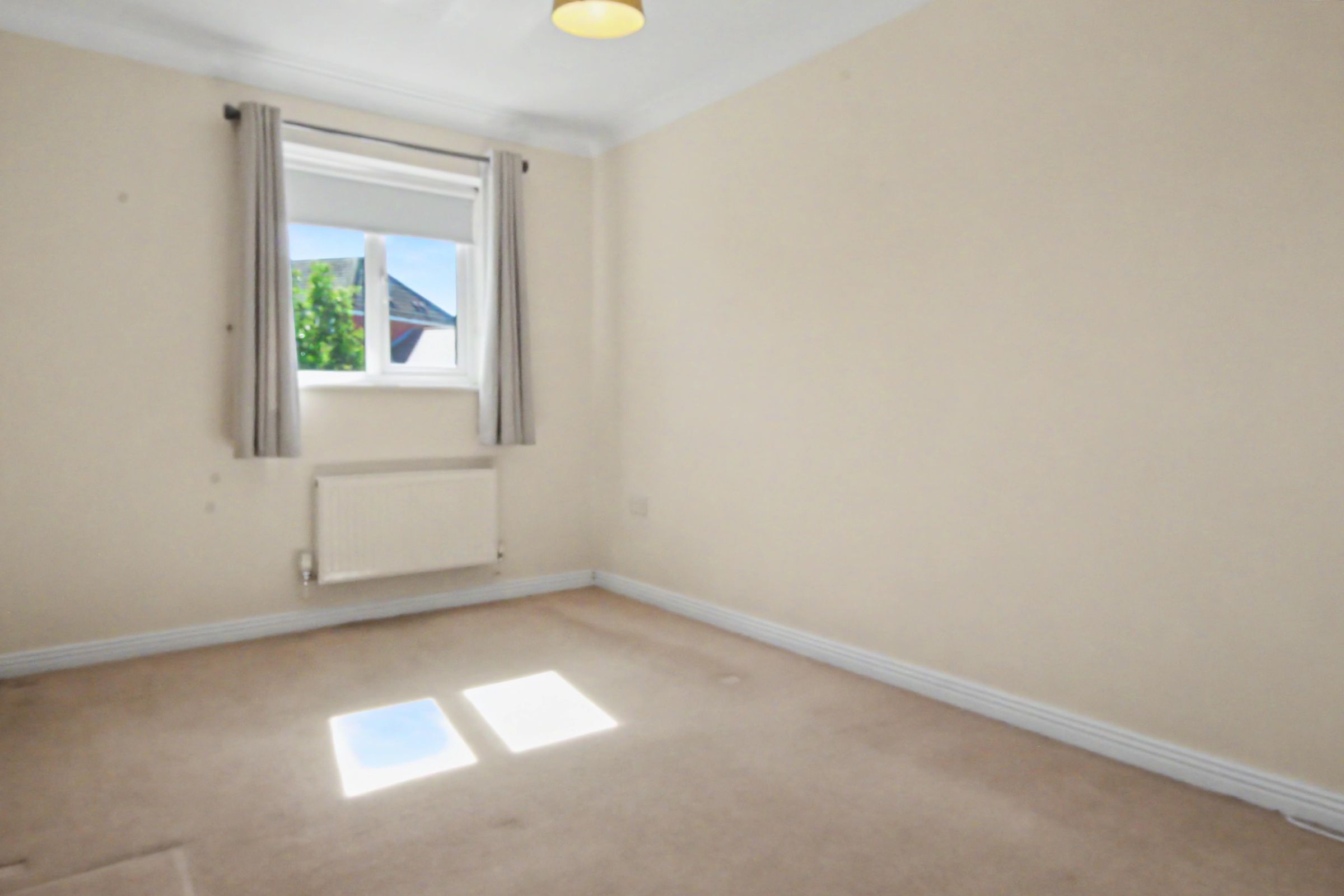 Oyster Close, Burton-On-Trent Image 21