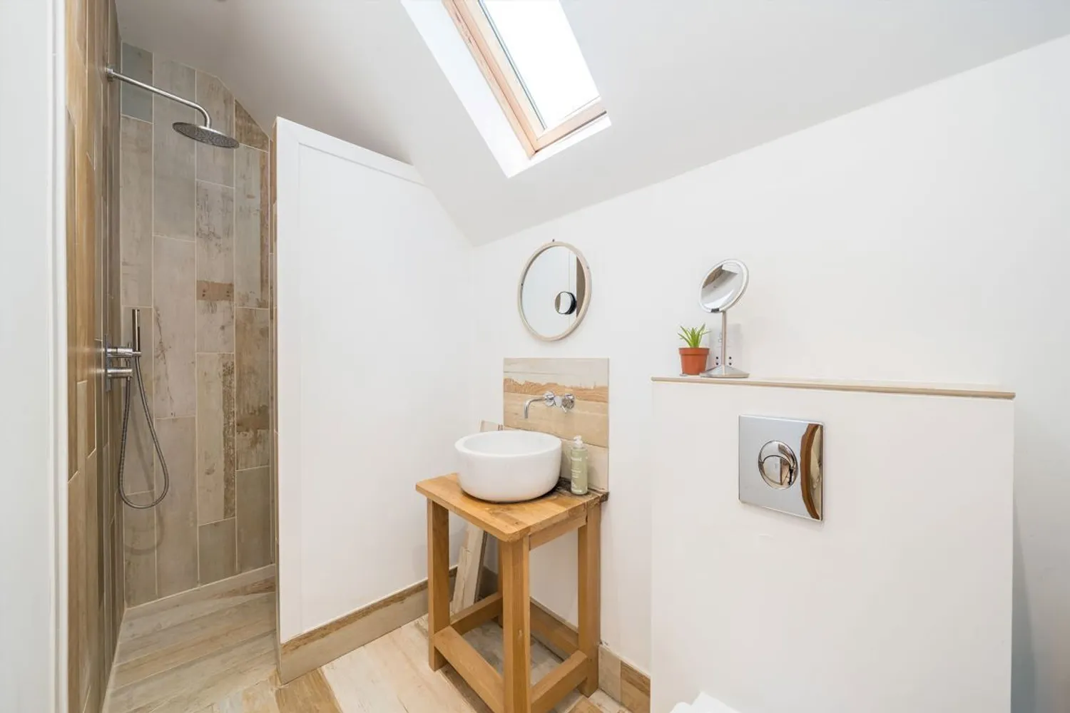 Ellesmere Road, Weybridge, KT13 photo 9
