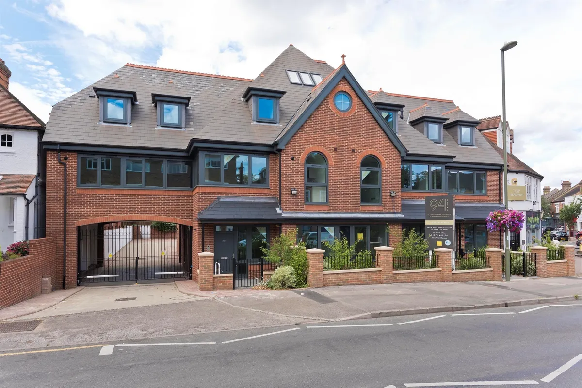 Hare Lane, Claygate, Esher