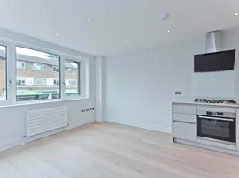 Hare Lane, Claygate, Esher thumb 3