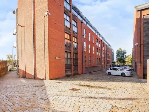 Navigation Walk, WAKEFIELDphoto