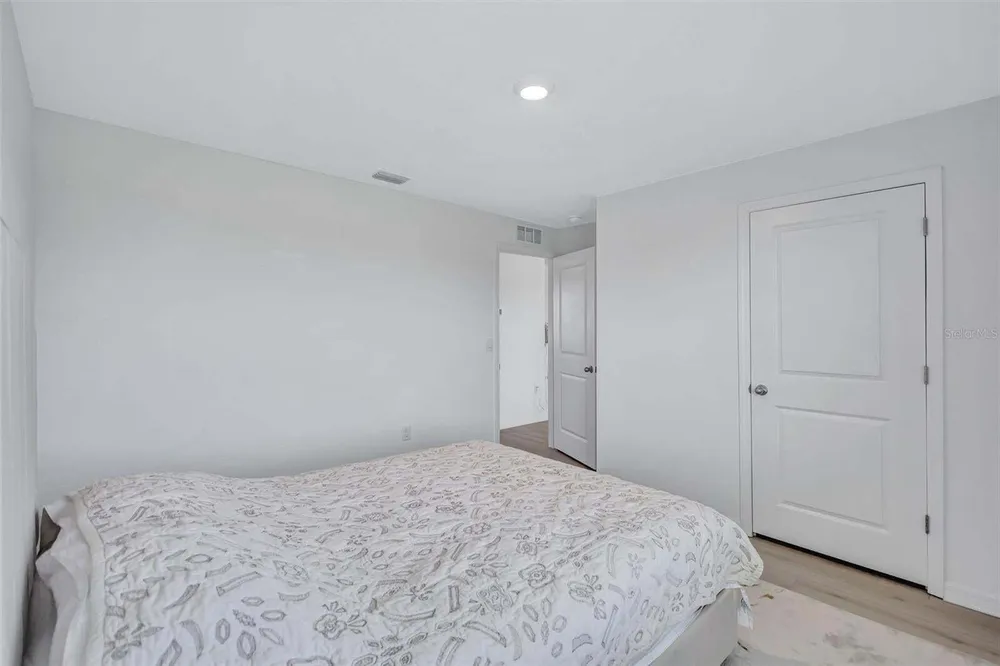 7601 Rosewood Garden Loop, Tampa, FL 33637