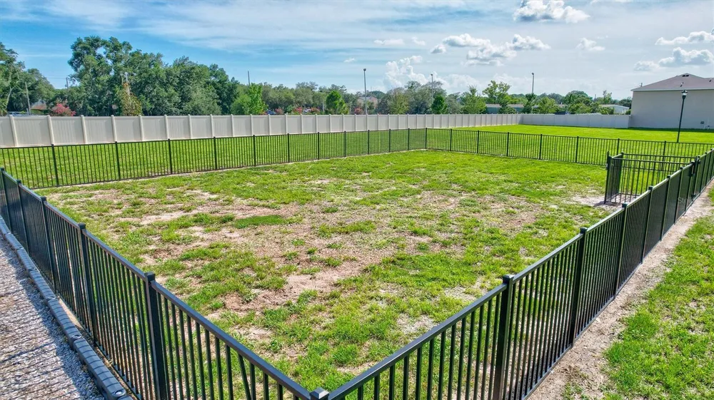 7601 Rosewood Garden Loop, Tampa, FL 33637