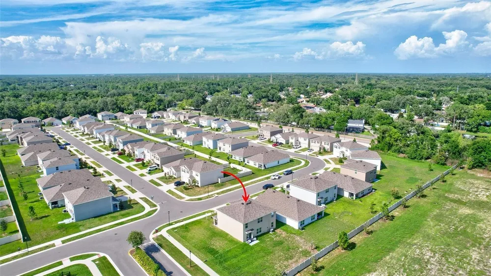 7601 Rosewood Garden Loop, Tampa, FL 33637