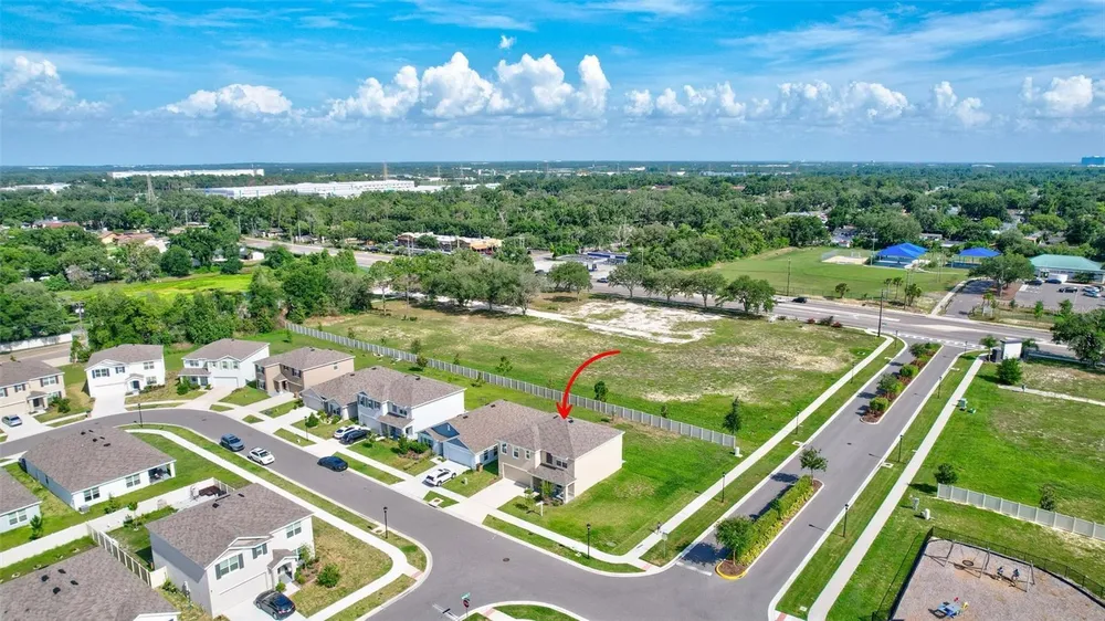 7601 Rosewood Garden Loop, Tampa, FL 33637
