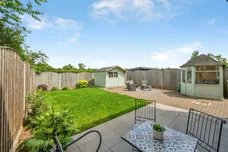 Beresford Avenue, Ashbourne