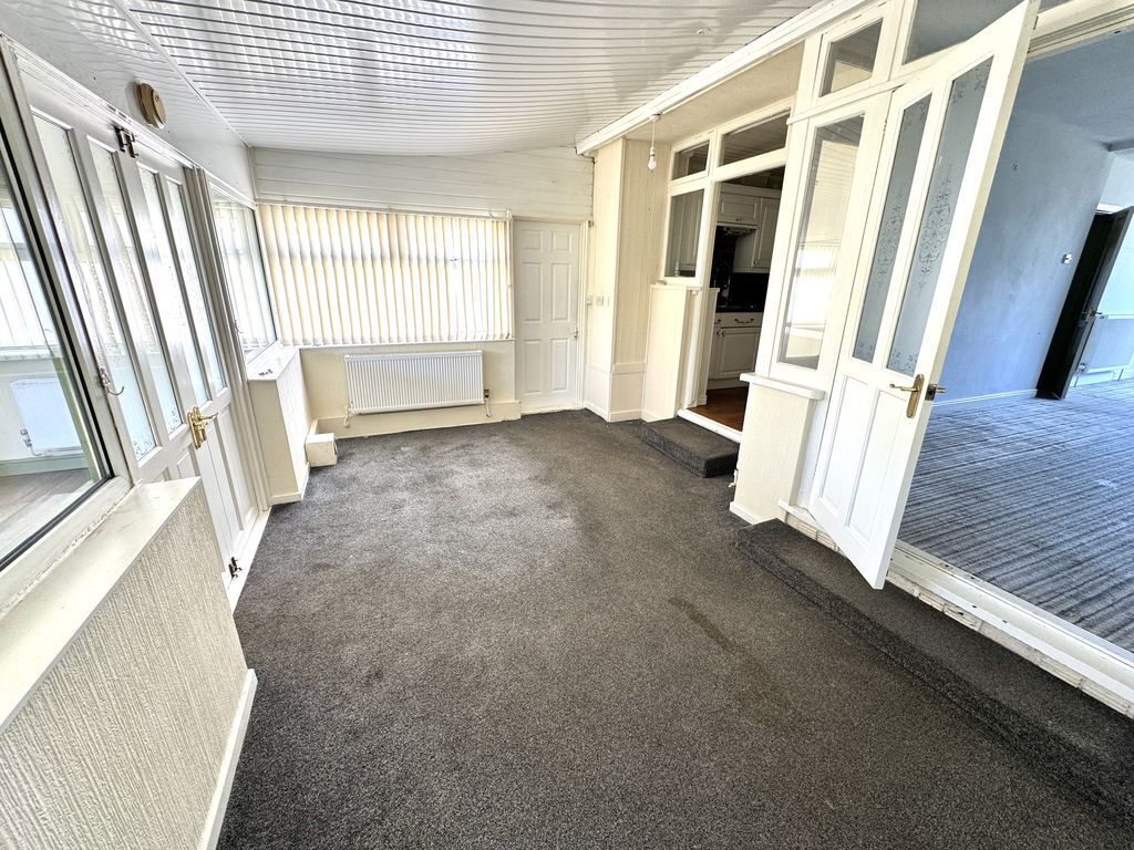 The Longshoot, Nuneaton Image 5