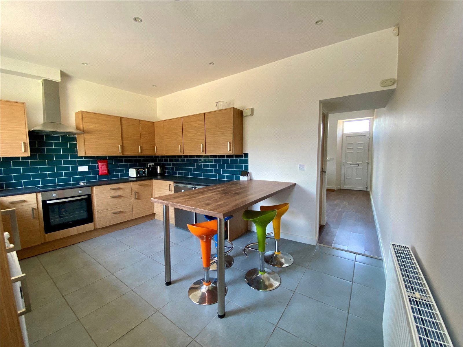 24 Victoria Street, Huddersfield, HD5 Image 2